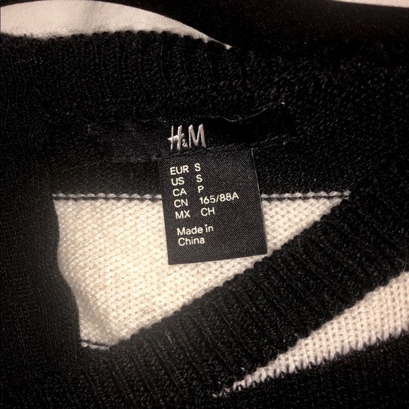 H&M Black and White Stripped Sweater - Picture 6 of 6